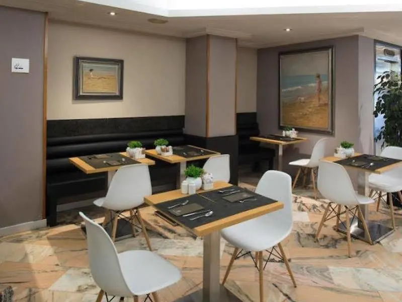 Catalonia Albeniz Hotel Barcelona 3*,