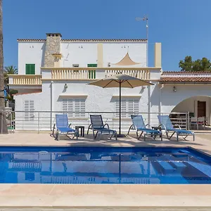 Chalet Villa Comes